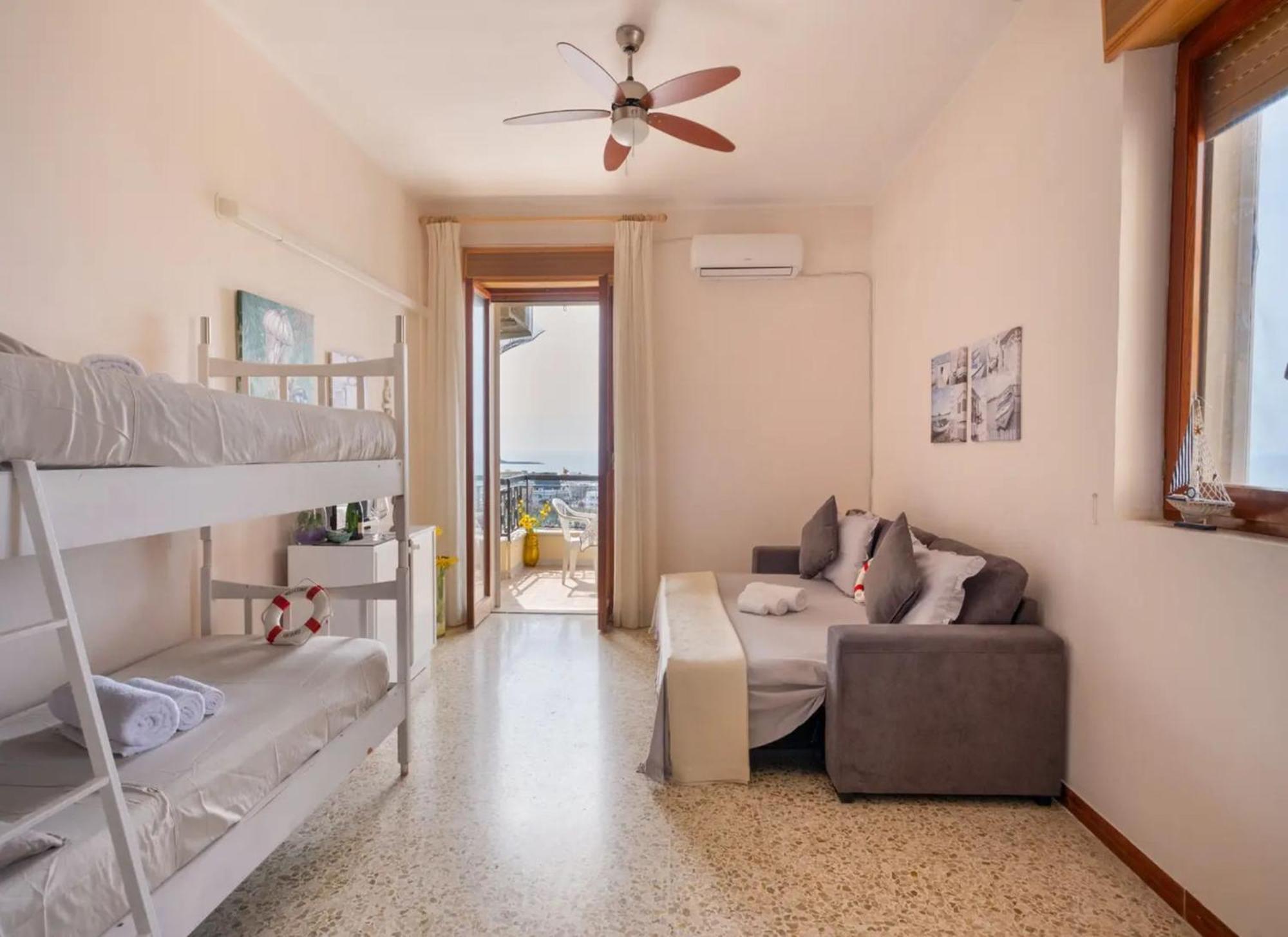 The Sea View Panoramic Villa Порто Чезарео Екстериор снимка